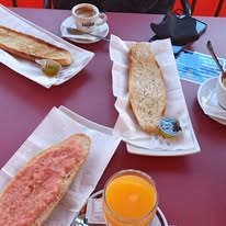 Desayunos - Bar Acuario